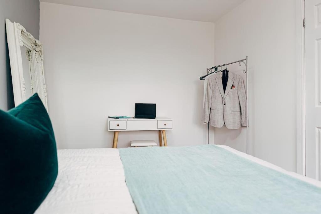 Park & Relax In 1Bd Central Liverpool Home 外观 照片