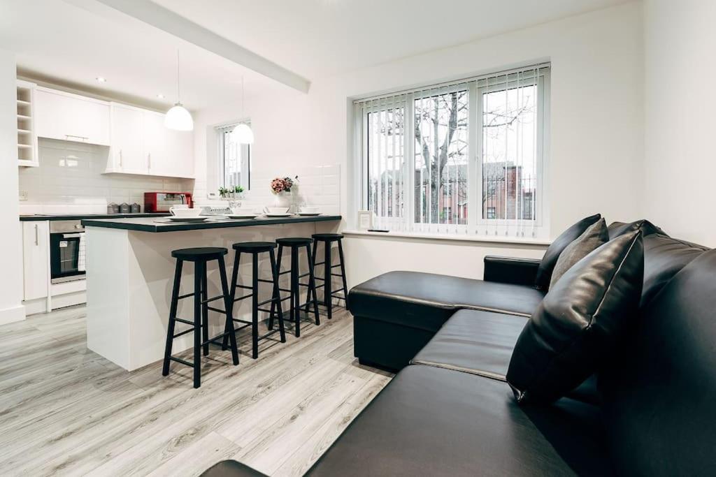 Park & Relax In 1Bd Central Liverpool Home 外观 照片